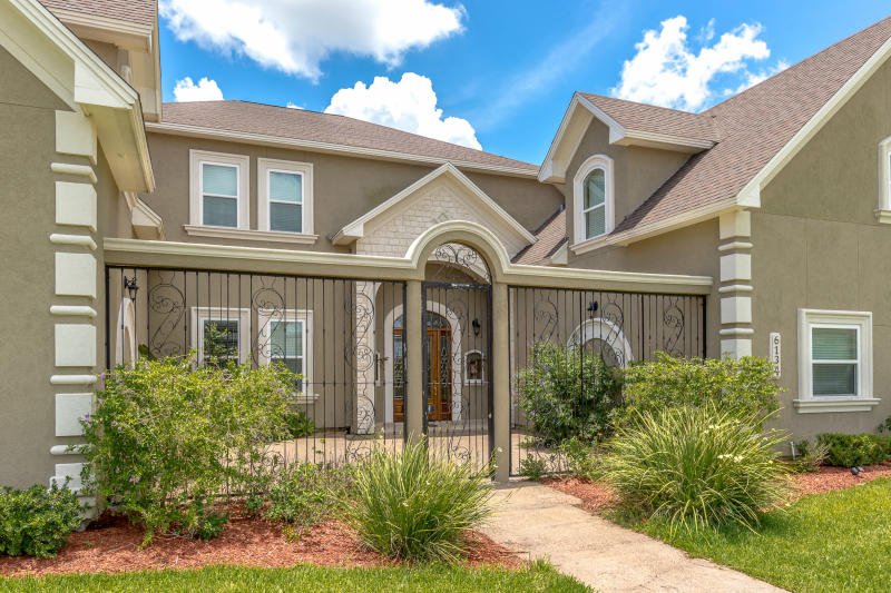 CORECoastRealty's tweet photo. Come home to this everyday! Call us at 361-985-2673 and make it yours! #DreamHome https://t.co/0HTg7Qjeqr