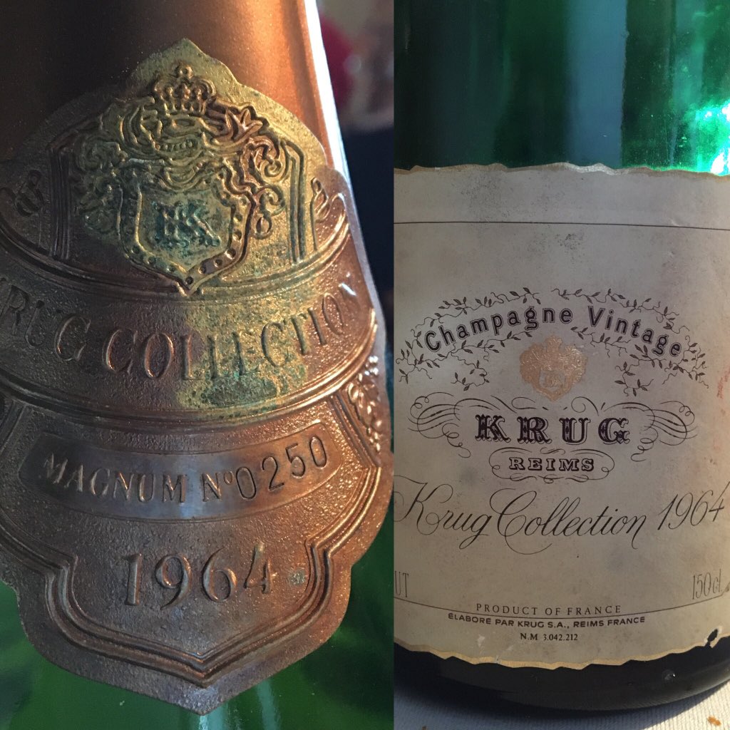 GerbelleLaVie's tweet photo. Entre @monicabelluci et @Val_Lemercier #bornin1964 #krug https://t.co/kMdP29KkM0