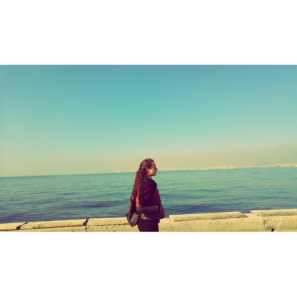 Mavinin tonlarında kayboldum🎈