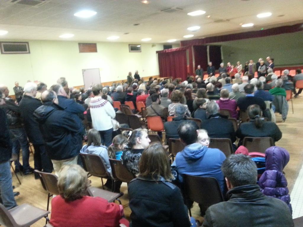 FDUGASRAVENEAU's tweet photo. A Cercoux la Maire Jeanne Blanc rappelle le rôle des projets locaux pour renforcer les piliers de la République. https://t.co/PaW0Q4R2K1