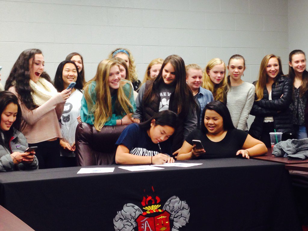 acthshuddle's tweet photo. Asheville High senior Lia Messersmith signs to play college field hockey for Mount Holyoke (Mass.) #asheville https://t.co/f6twjOTbAu