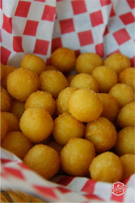 AladeVolada's tweet image. Acompaña estas delicias con la chela de tu preferencia ¡Te encantarán! ;)