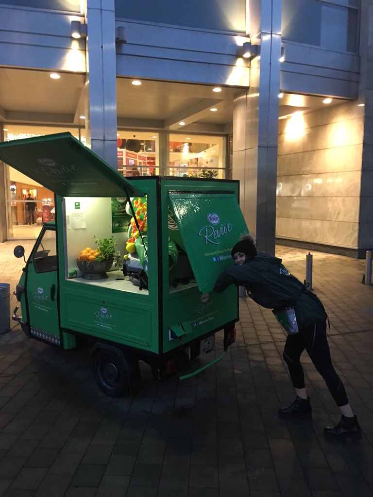 LittlePiggyHire's tweet photo. Happy Weekend everybody! Fab time @mahonpointsc reviving shoppers with @KelkinRevive #energyonthego #revivetime https://t.co/rUmAKq6PeT