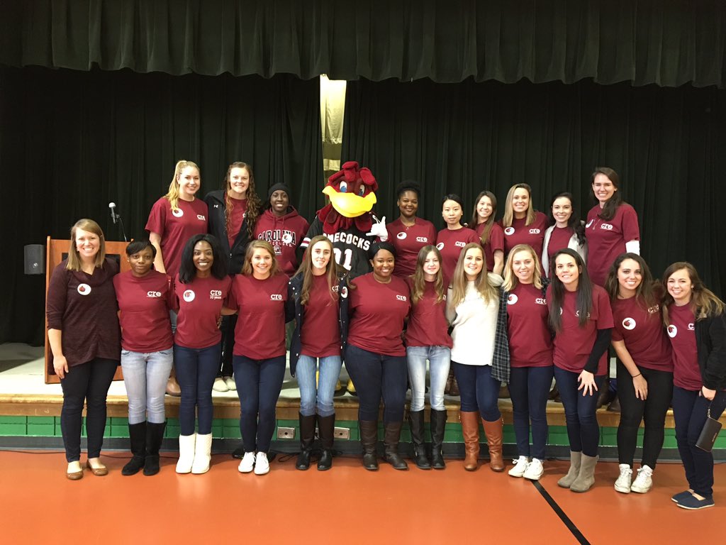 .Thanks for having us @TeamFairfieldSC! @USCConnect @UofSC #ReadingVolunteers #ReadingIsFun