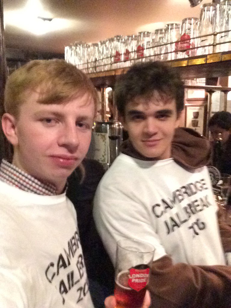 TPPilgrims's tweet photo. Stopped for a pint after touring the pubs of Covent Garden! Will be off to Heathrow before midnight. #Jailbreak2016 https://t.co/Rimuy6hHht