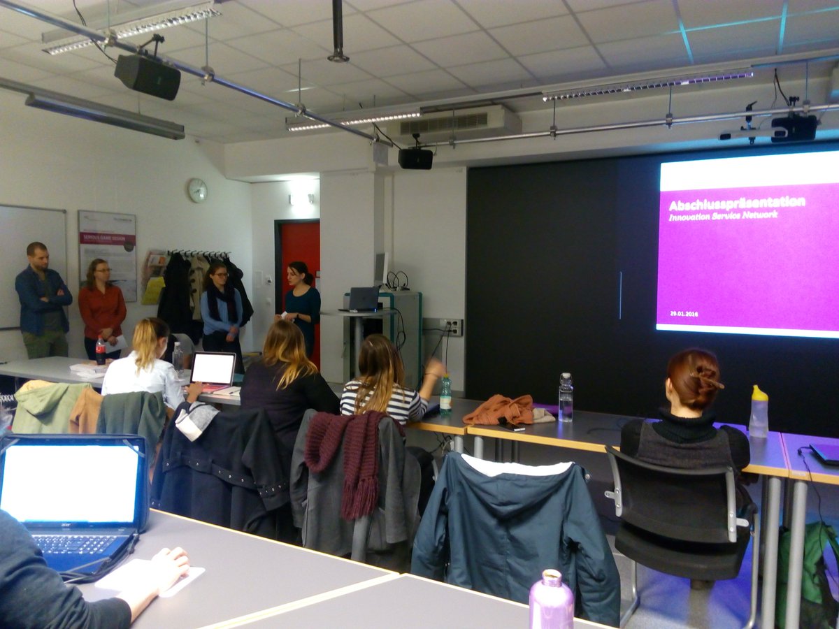 ContentGraz's tweet photo. Friday evening - perfect for another presentation on #cos14 project: content strategy for ISN @willfort.#GrazWeekend https://t.co/3CeCbQl4f5
