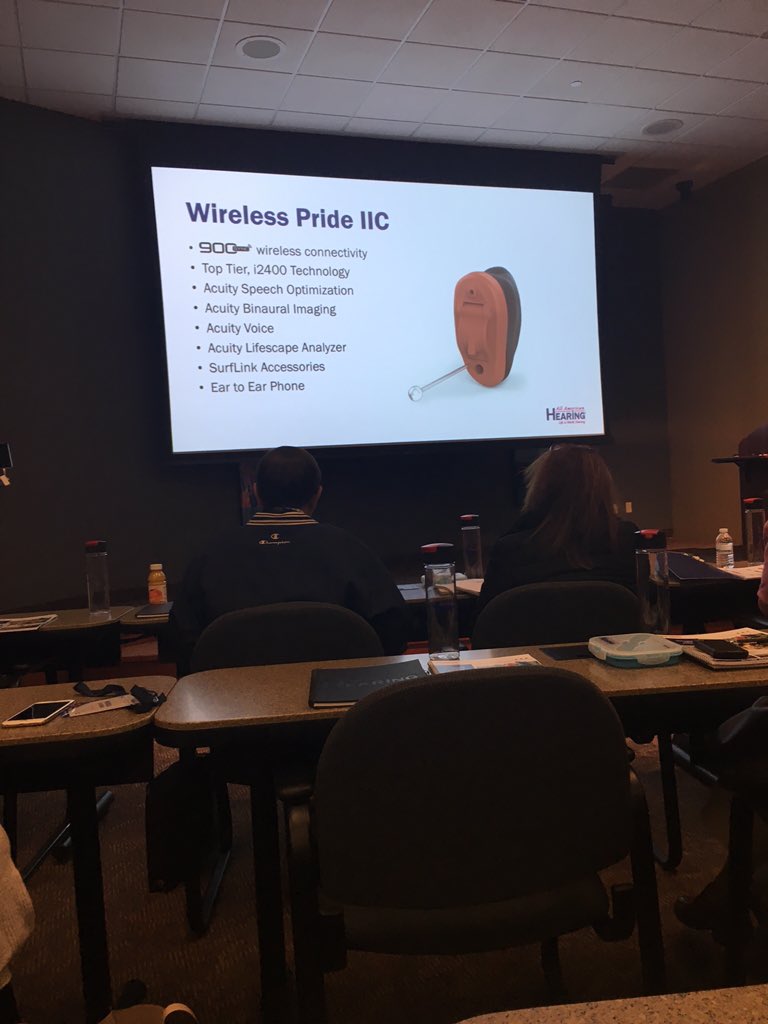 randil's tweet photo. This might just have made my day (or even week) #iloveiics #wireless #AAHSummit https://t.co/Ti5DFQFsU4
