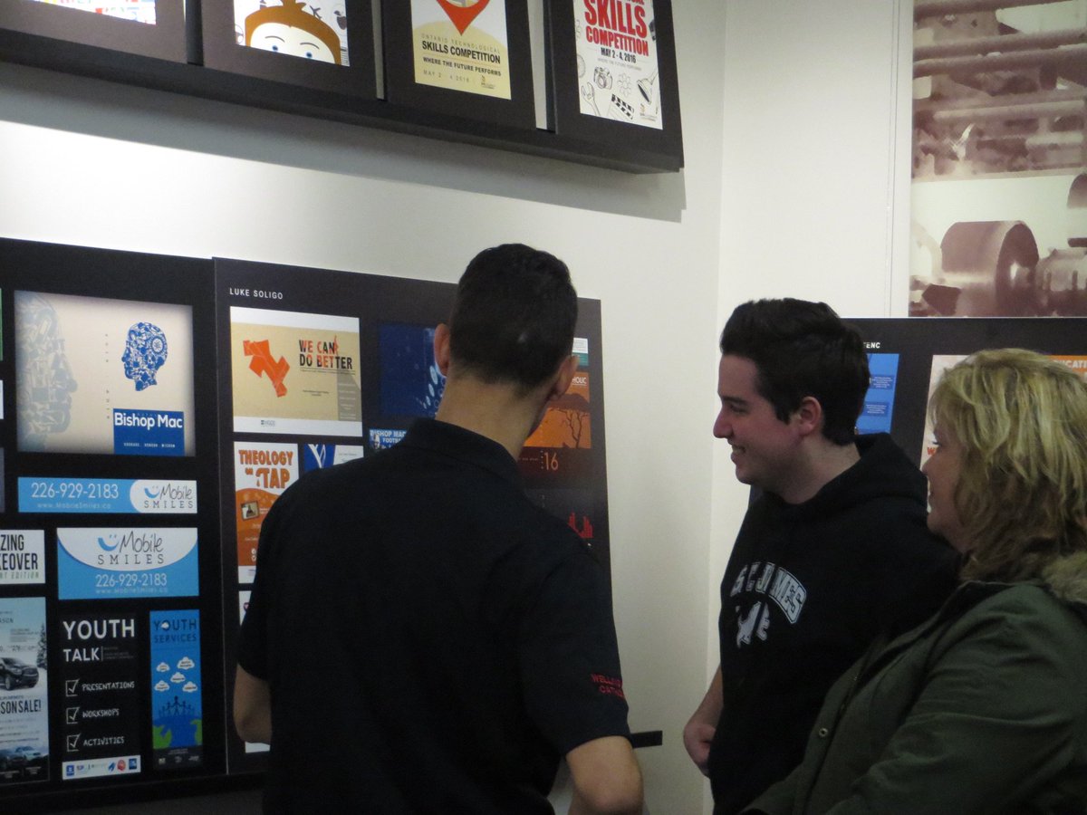 MTGraphicsFact's tweet photo. Amazing day on Wednesday at the M&amp;T Graphics Factory. Great support and turn out for our St. James graphic designers https://t.co/hoj3peJLWW
