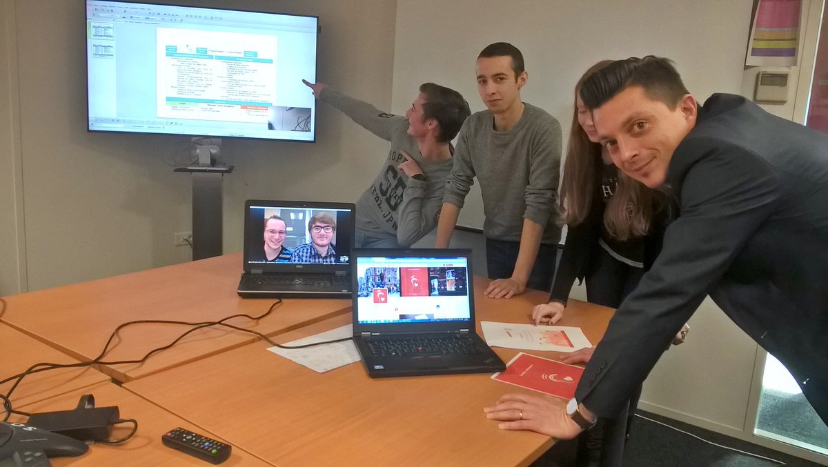 H_Deafcall's tweet photo. Quelques photos de notre réunion avec @acarpent59 @sogeti_fr qui s'est déroulée hier ! #deafcall #defiH https://t.co/kbZftKFsfM