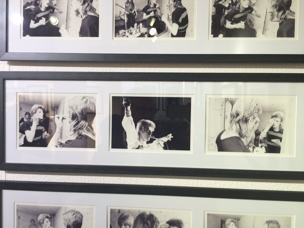 Community_Show's tweet photo. Wow!! An amazing collection of #DavidBowie photos by Roger Bamber on display @EveEdenbridg #Edenbridge https://t.co/X3QvHk8Pgt