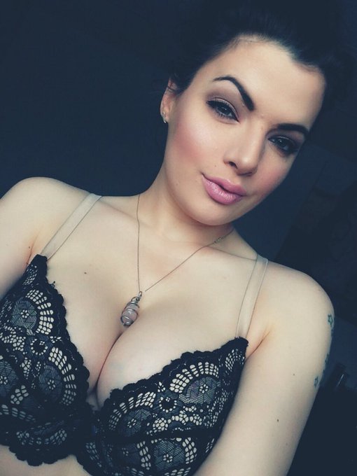 Xo ✌️😜😘❤️ https://t.co/ea5T5Dy0rj<a href="/tag/tuesdaytease"class="tags"><span>#tuesdaytease</span></a><a href="/tag/martesdeespejo"class="tags"><span>#martesdeespejo</span></a>