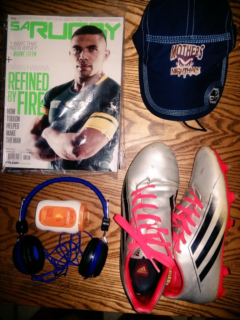 Dillphili's tweet photo. Packing to a positive start for 2016 . Never doubt what God can do for you. #wesbanksevens #dreamchaser #Believe https://t.co/o0Spz93lrr