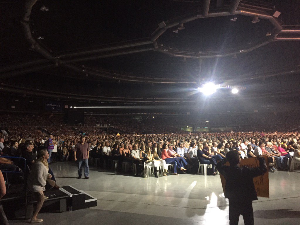 So this is happening now <a href="/Ticketprodome/">Ticketpro Dome</a> with <a href="/BigConcerts/">BIG Concerts</a> what a power event.  Awesome to be a part of this team.