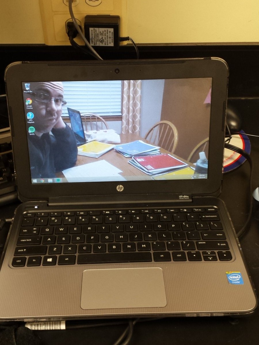 SeggerScience's tweet photo. This is why I can't post pictures to twitter. #teacherproblems https://t.co/3gXHflhyZs