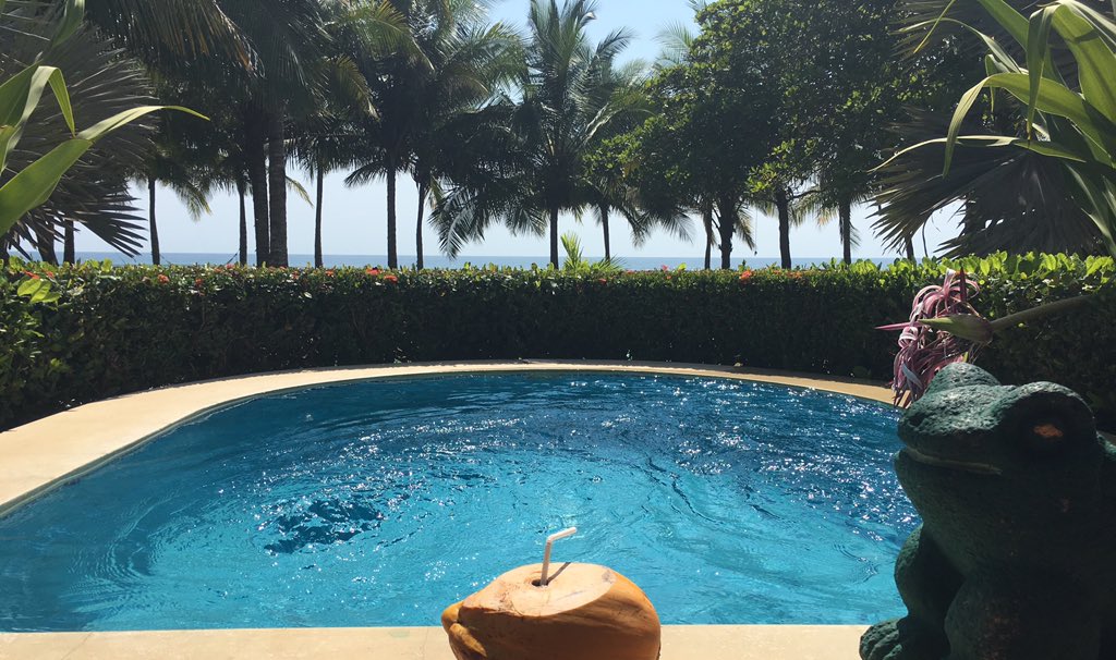 AlmadelPacifico's tweet photo. Need I say more? #esterillos #alma #home #sea https://t.co/Jw9sYNr0pE