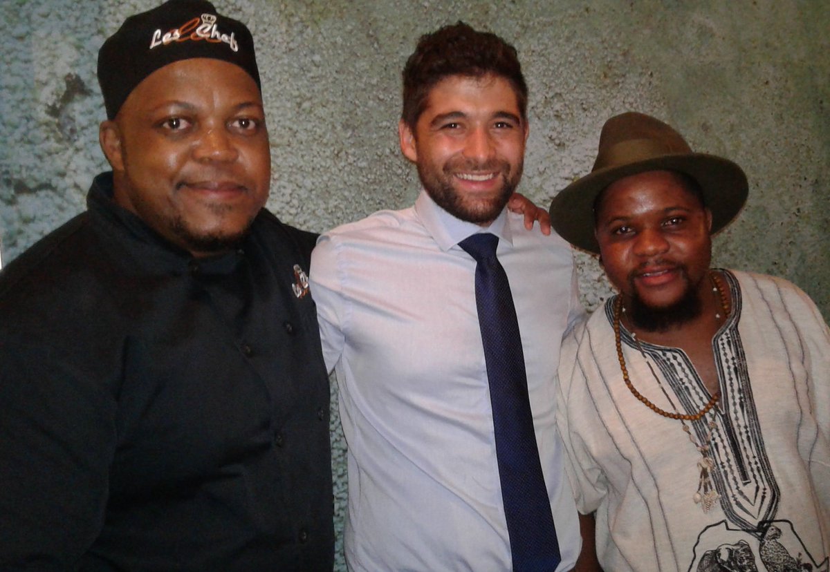 AfricanStar08's tweet photo. The First @thesingletonsa collab with @lesdachef , @domdelorenzo @3000BlackDice  #MadeOfTaste https://t.co/nHDtWEFjMT