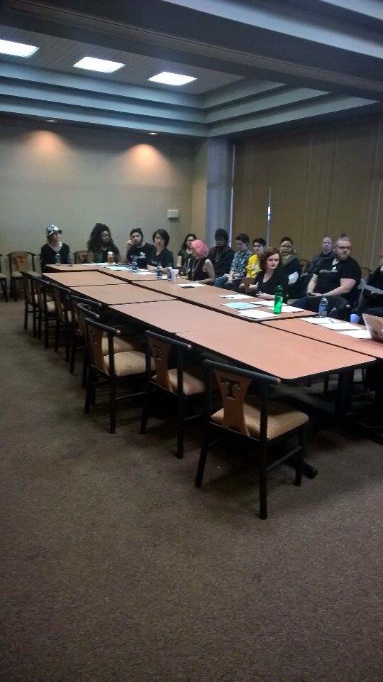 PSAUTK's tweet image. #UtK admin says they are @ a meeting with @SexWeekUTK @ same time as meeting with #UTDiversitymatters @utDivMatters