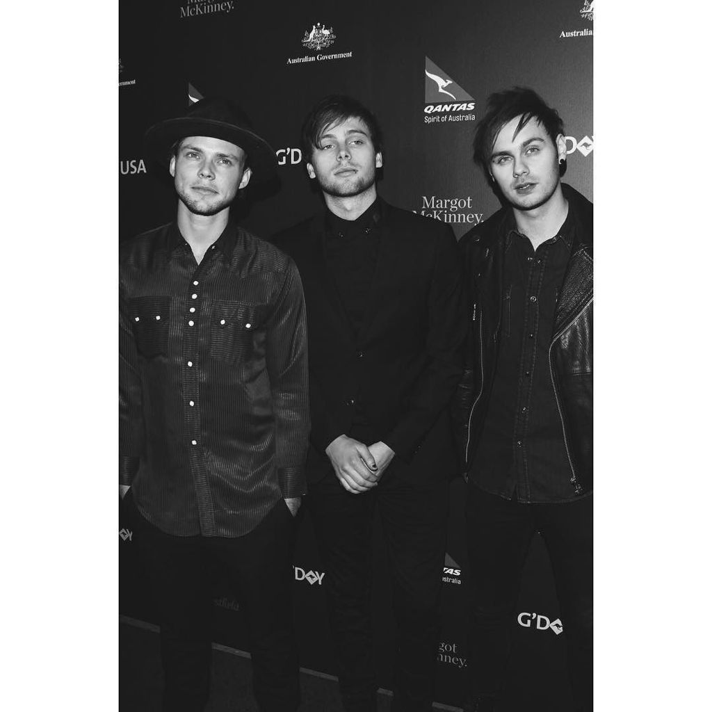 Michael5SOS's tweet image. gday USA #RIPCalum