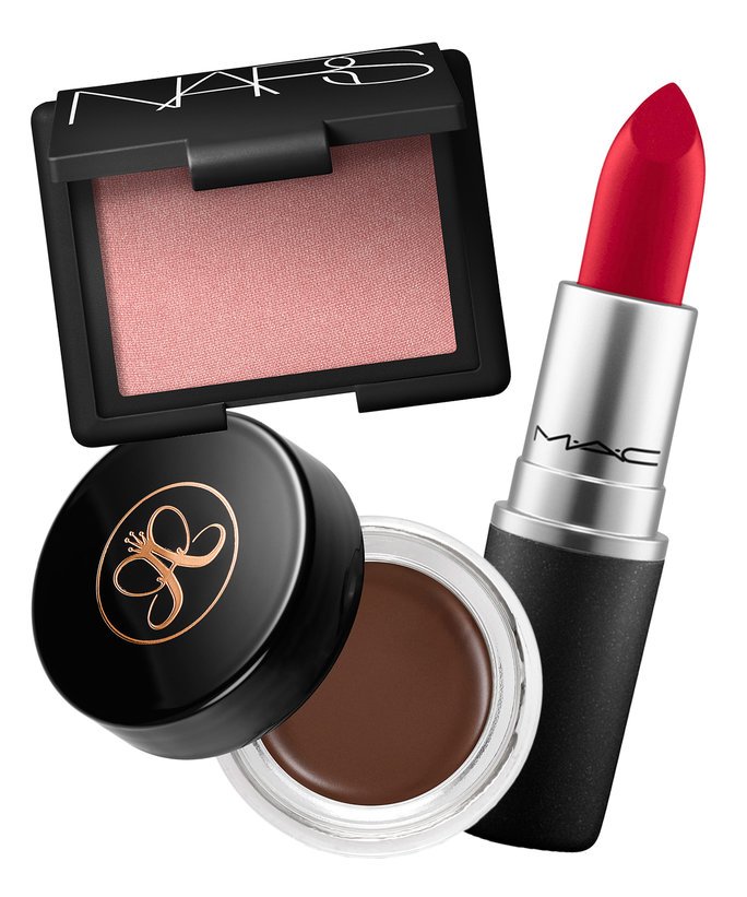 InStyle's tweet photo. Here's what every beginner needs to have in her makeup kit via @thelistapp: https://t.co/jah9SvfTpy https://t.co/VFC2EtWHKR