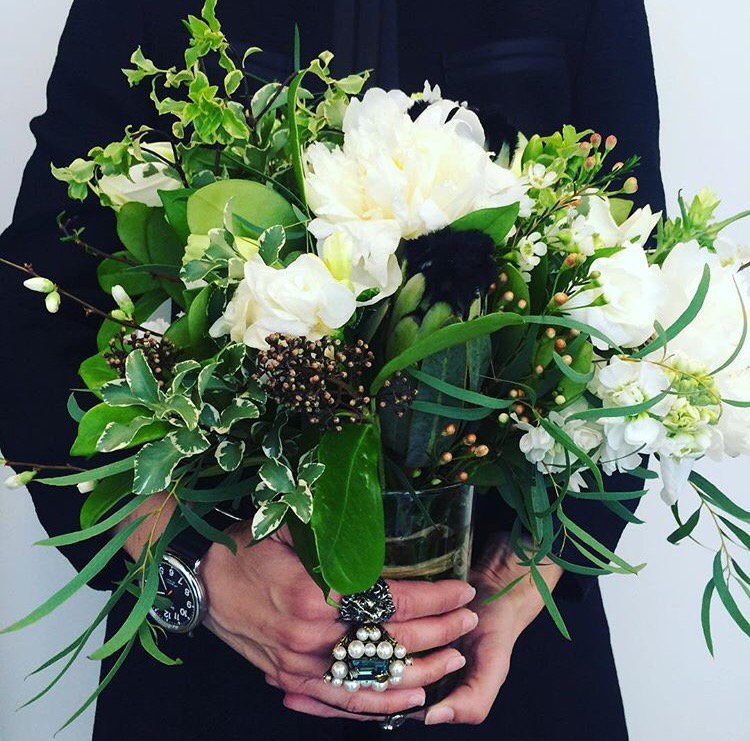 SkoogCo's tweet image. Fridays are made for getting flowers. Thanks @49squaremiles for these gorgeous blooms 💐