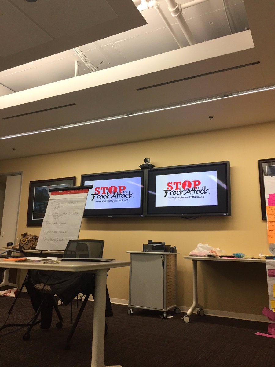 DontFrackCA's tweet photo. Awesome meeting today with @stopfrackattack steering committee! Look out 2016. #stopthefrackattack @52diesu https://t.co/NdAImf67aJ