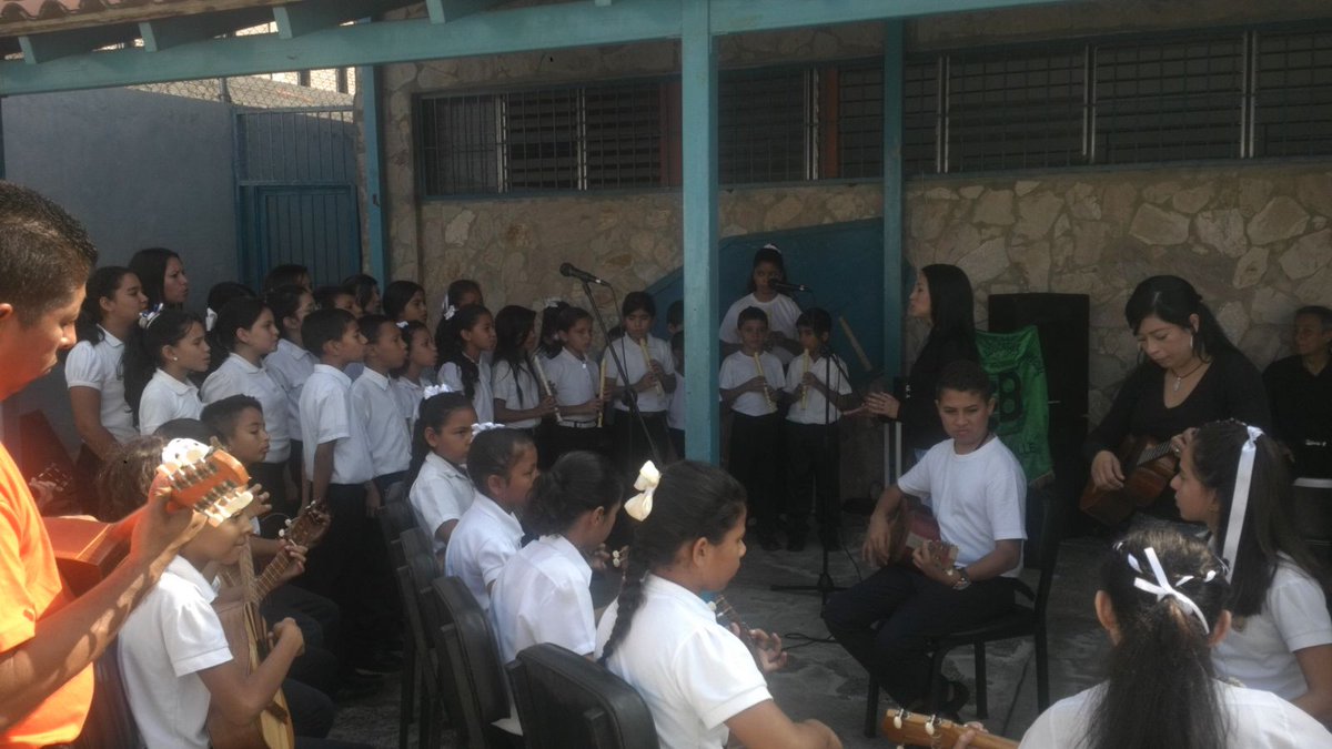 ModDonBernabe's tweet image. Presentación en el módulo braille &quot;aniversario&quot; @abinegrette @elsistema @PSBIribarren @Yulyannrabert @psbcastajriera