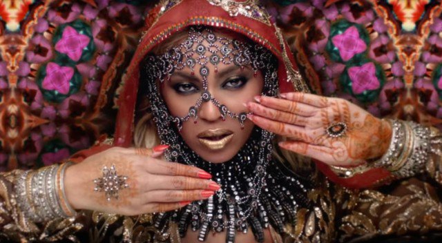Watch <a href="/coldplay/">Coldplay</a> ​ &amp; <a href="/Beyonce/">BEYONCÉ</a>'s New Video for "Hymn For The Weekend" digibuzzmusic.com/2016/01/video-… #DIGIBUZZ