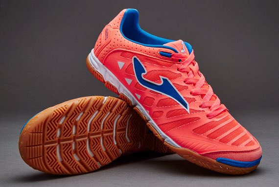 vallefutsal's tweet photo. RT+Follow este Tweet y participa en la promo #15AñosTopFlex.
Sorteamos estas @JomaSport T43.
Finaliza: 31/1/16 https://t.co/MPh0Fi2FO4