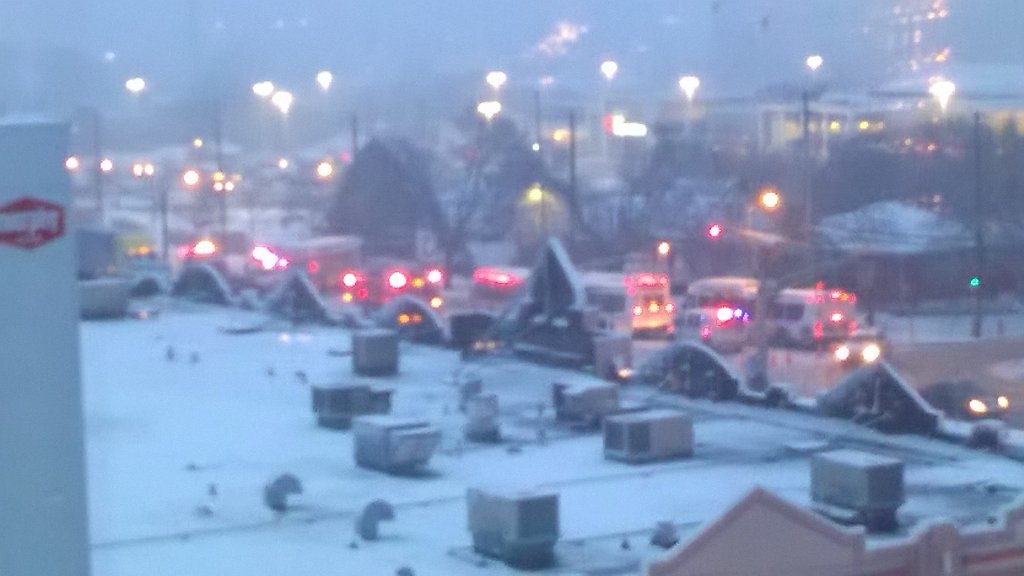 RT <a href="/SteveJMacE/">Steve MacEachern</a>: #Halifax <a href="/HaliBreaking/">Haligonia: Breaking</a> Joseph Howe Dr. Right now. No one is getting through right now.