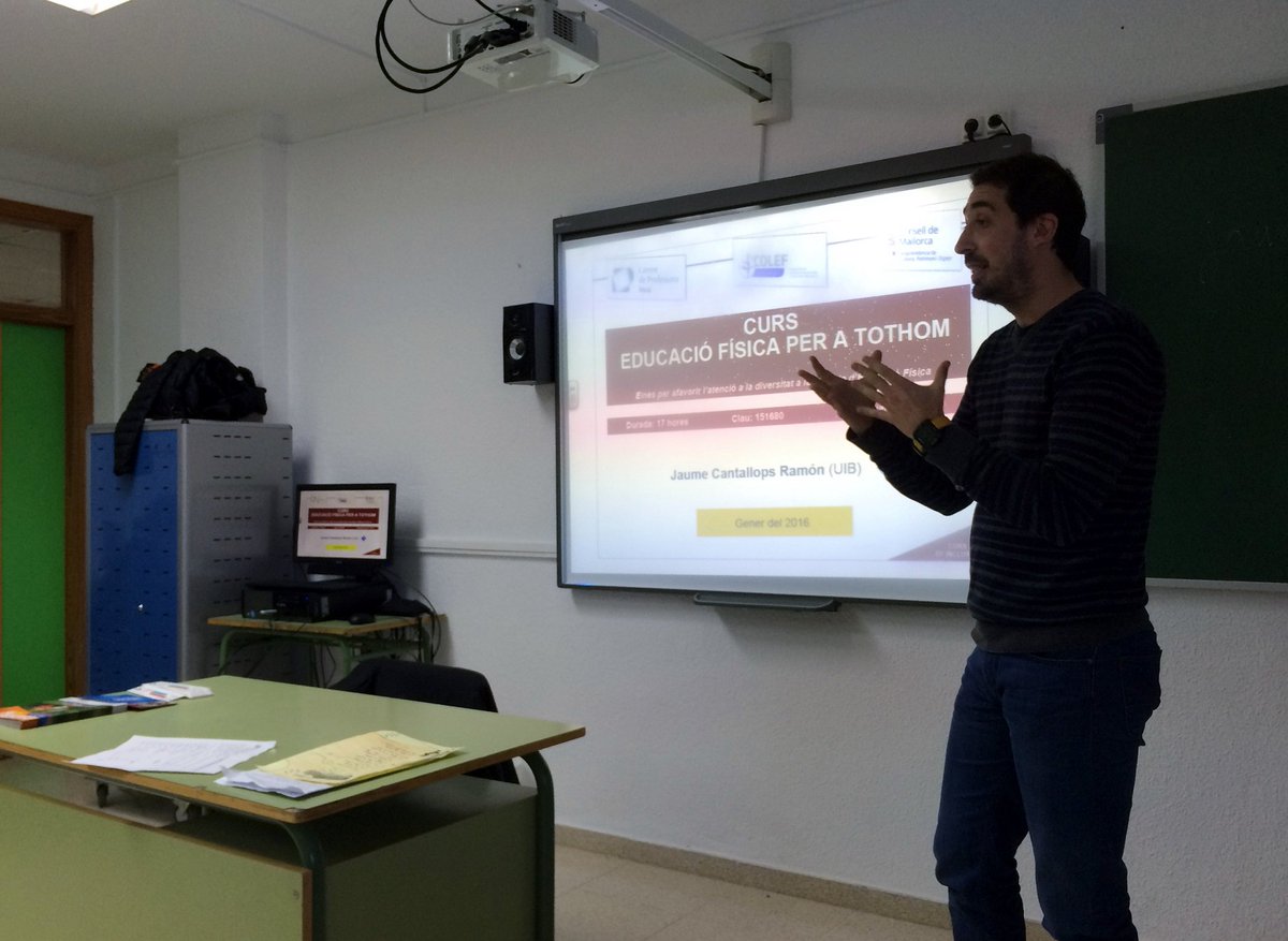 COLEFBalears's tweet photo. Colegiados impartiendo "Educación física para todos"
https://t.co/FjEpVLtnda https://t.co/SbmU92rEv0