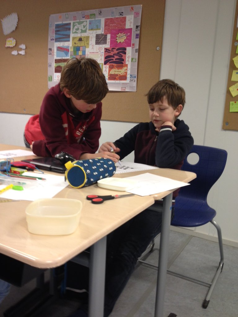 Pop-art in groep 8, op-art voor groep 7!