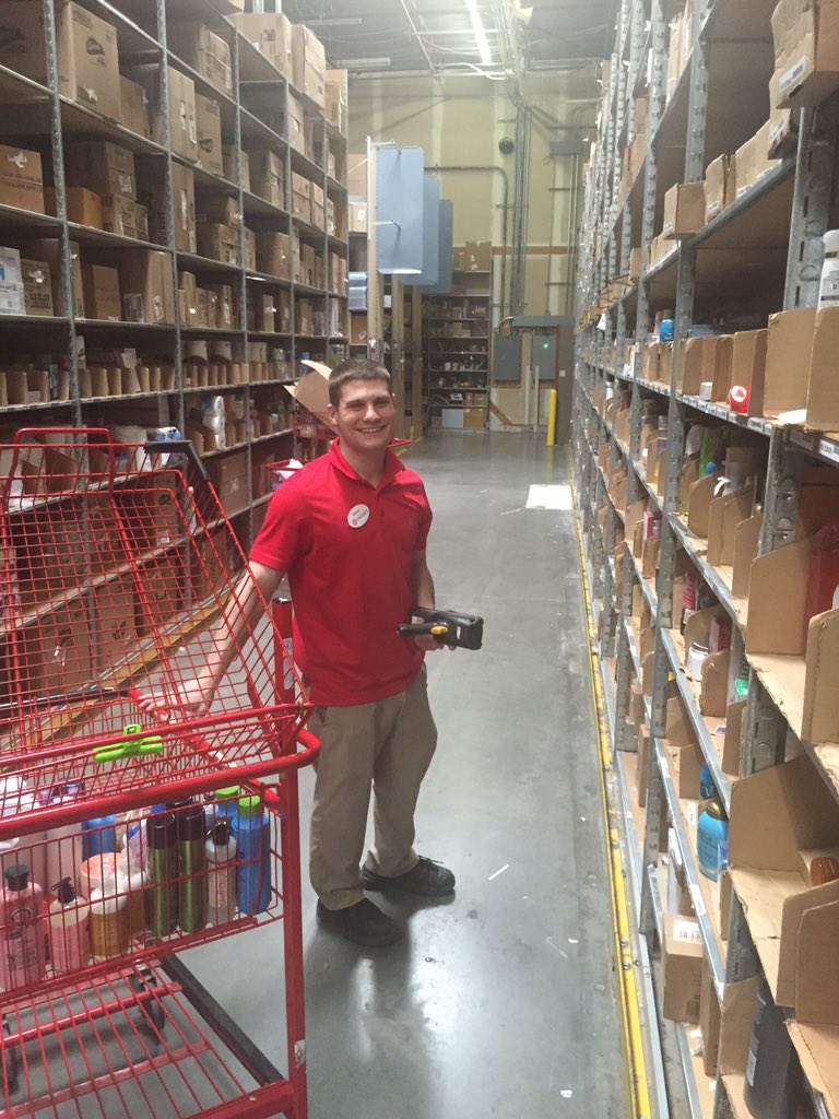 cescalaloca's tweet photo. Kenny ETL-LOG making it happen ! BRLA✔️ CAF✔️ RIGs✔️ 👊🏼💪🏽@Target1084 @NikoGonzo122 https://t.co/Q5TQ2iHUVR
