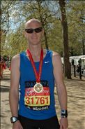 Amandaloves2run's tweet photo. @LondonMarathon @runtagit me finishing #vlm2013 @dhawky Finishing #vlm2014πβΊ and I'm running #vlm2016 #oneinamillion https://t.co/EbqS7Xs86z