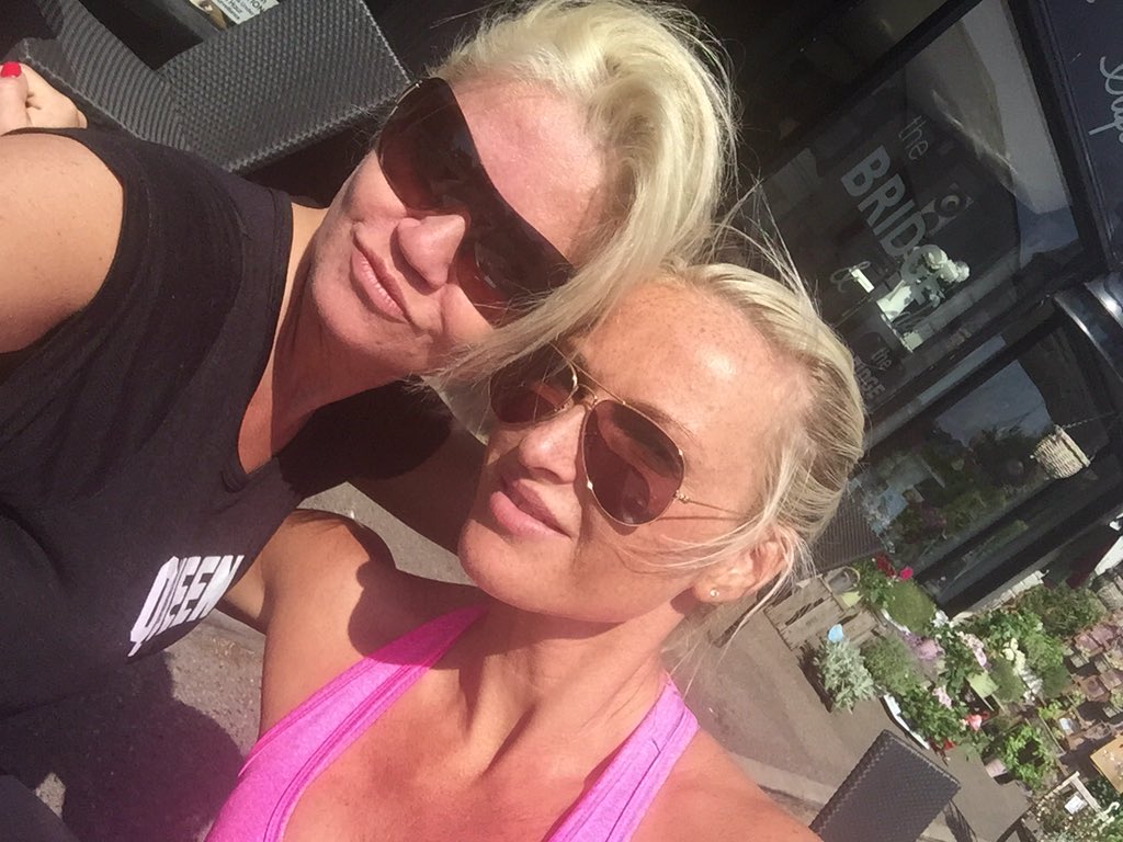 JuniperberryPt's tweet photo. Not long @westbrookdanni we be smashing the gym and breakfast ! Let the good times roll ๐ https://t.co/U7dUiAgJIw