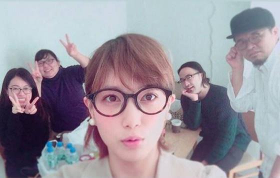 BrenanStaci's tweet photo. 本田翼ちゃんは、丸メガネ可愛すぎて破壊力ありすぎて話題に https://t.co/eO3WxbnUJO #まとめ https://t.co/ejOuBN0ZUo