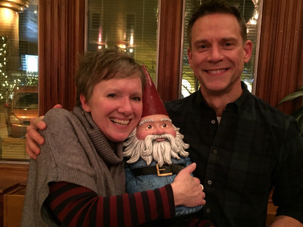 HCarttar's tweet photo. Hanging out with the Travelocity roaming gnome at Free State Brewing @RoamingGnome #KU #CollegeGameday #rockchalk https://t.co/PwTnUQyOg0