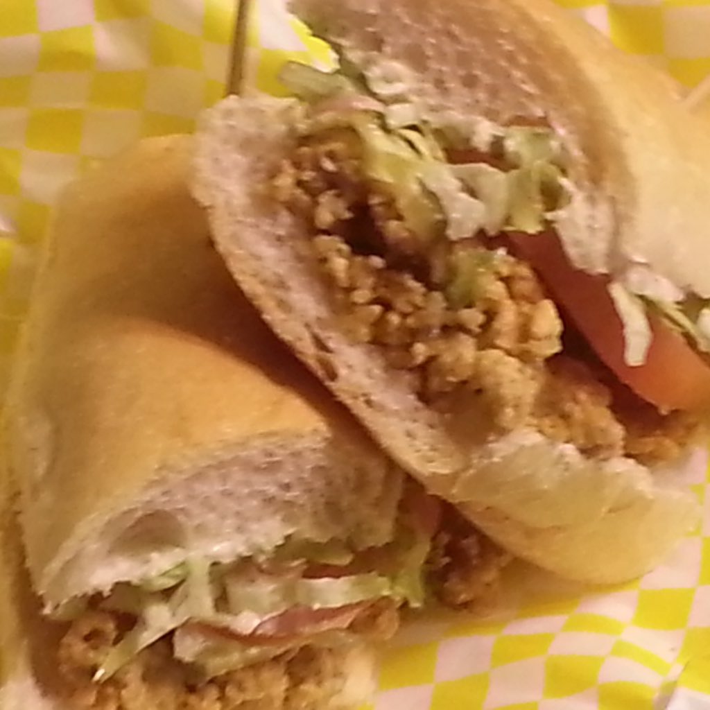 aj_grill's tweet photo. Nawlins Shrimp Po-Boy #foodporn #ajsjazzygrill https://t.co/BZpj8kh27P