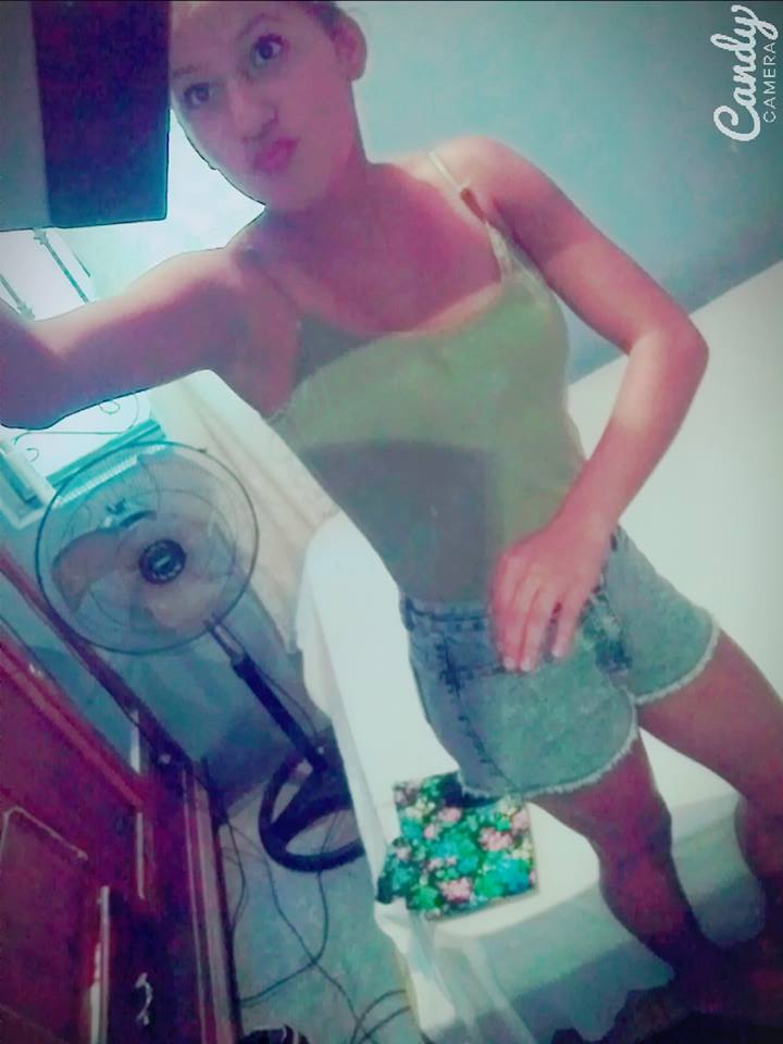 putifacebook's tweet photo. #putifacebook #teen #jailbait https://t.co/7Z0g8TsdUs
