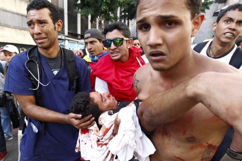 toykontento's tweet photo. RT WellingMichael: #Maduro and his thugs are responsible for the deaths of 43 citizens during 2014 protests. #Lleg… https://t.co/FSnFasHLvO
