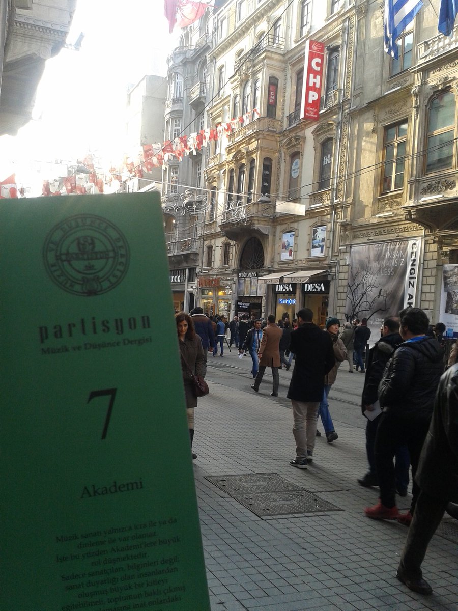 partisyon1's tweet photo. Partisyon dergisi 7. Sayı " Akademi " istanbul İstiklal Caddesi'nde
@mephistokitap 
@rob389 
@kirmizikedi'de https://t.co/AKIWuGmlds