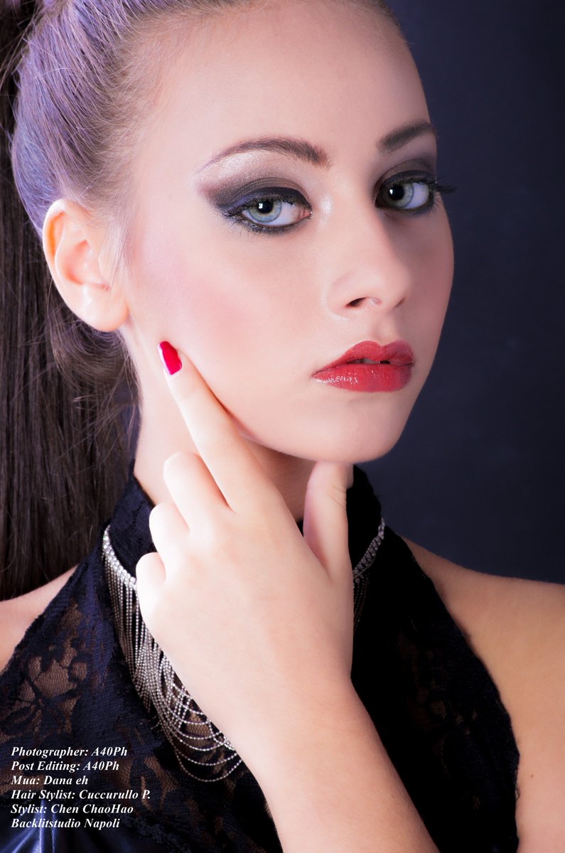 trendyfull's tweet photo. Martina Avitabile for Carmela Franco Fashion Designer
Photographed by A40Ph &amp; Fabio Crimaldi
Mua: Dana Eh https://t.co/GwzpKZ6vHm