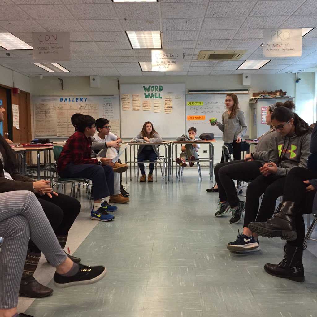 DeSimone227's tweet image. First philosophical chairs debate of the year! #argumentwriting #RIPPIB