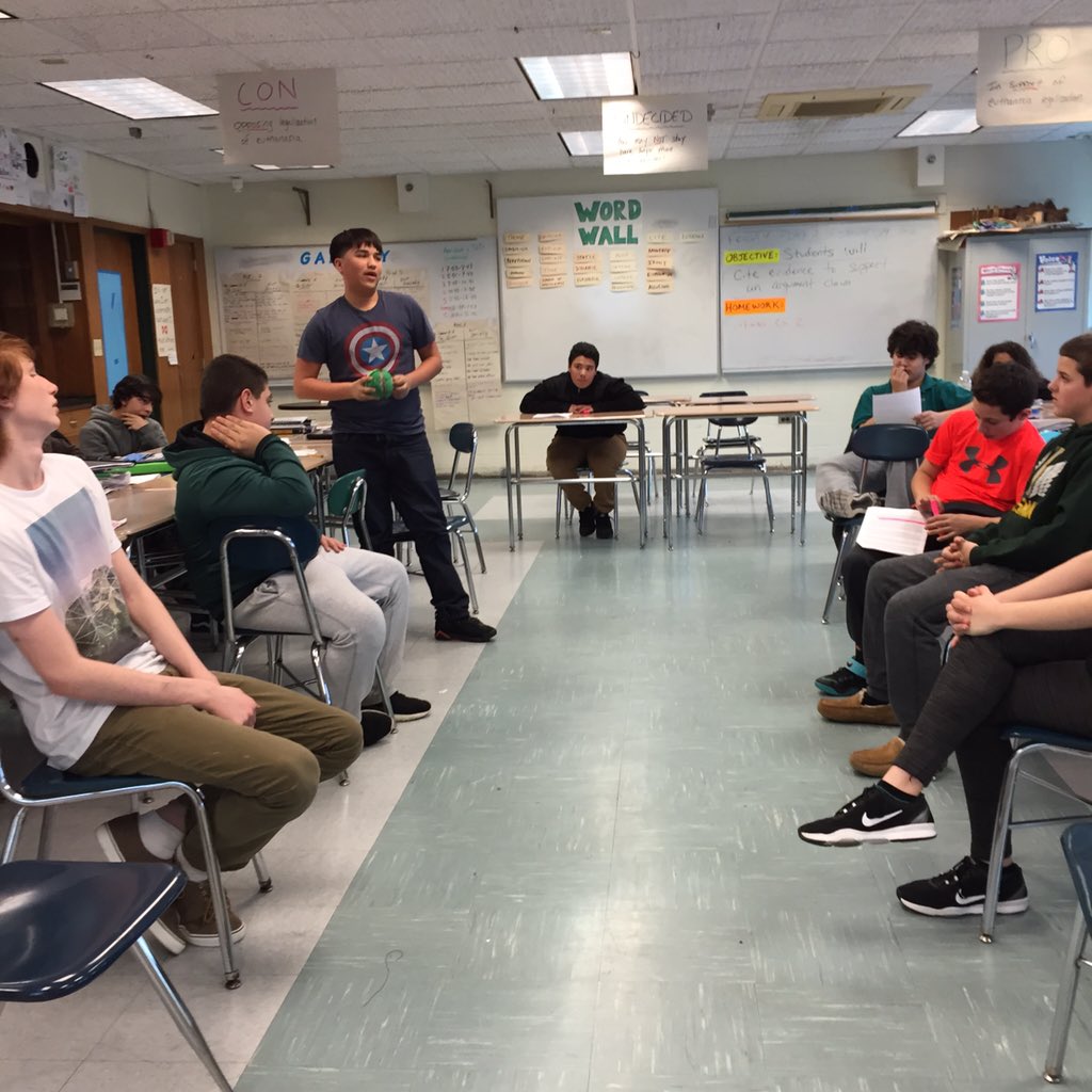 DeSimone227's tweet image. First philosophical chairs debate of the year! #argumentwriting #RIPPIB