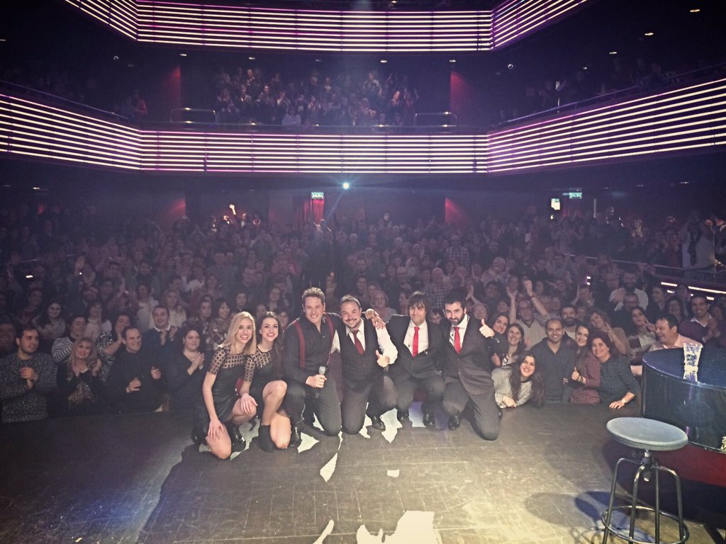 DanielDiges's tweet photo. Gracias #MirandaDeEbro! Gracias por ese llenazo y por vuestra energía tan especial!! Me voy feliz! #TeatroApolo https://t.co/w5jm1ljOxD