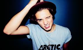 HumLinski's tweet image. I'm human and I'm a Stilinski. HumLinski!
Looking for my dad, brother, and friends.
Lets RP people.
RT please?