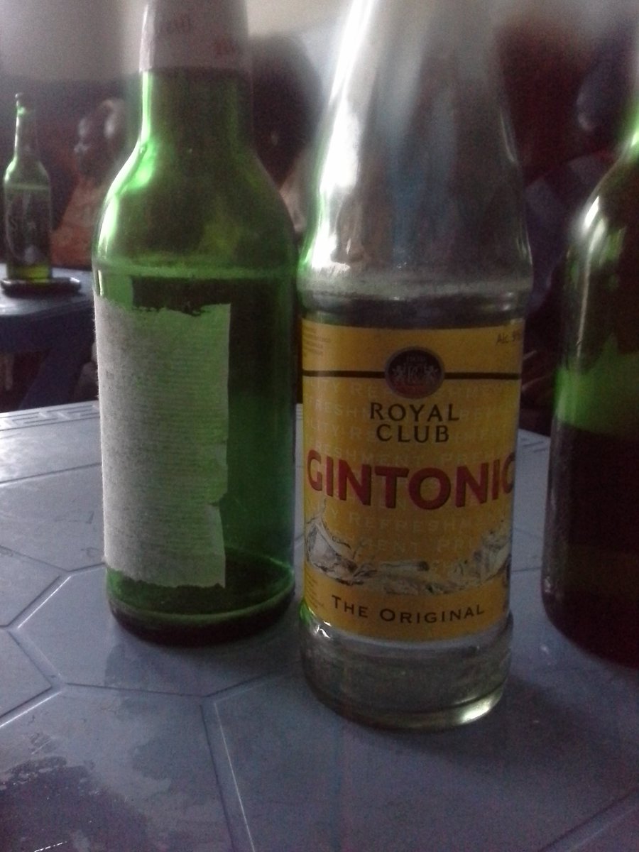 simplementebori's tweet photo. Menos mal que has ganado, cansino.
@charlysinewan 
#premiosvloger
Un gintonic africano a tu salud! https://t.co/pQBj9j1tzr