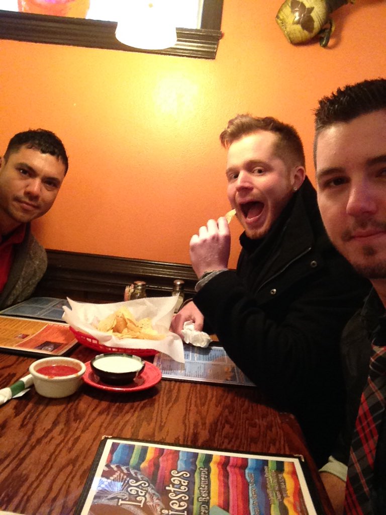 romance_radio's tweet photo. Post photoshoot crushin Mexican food! #finallysomefood https://t.co/jzHX56BZCR