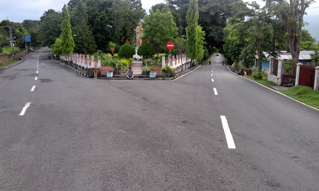 bfc_07's tweet photo. #Thismycity #LARANTUKA #FlotimNTT #PESONAINDONESIA https://t.co/zQkl9OZXxj