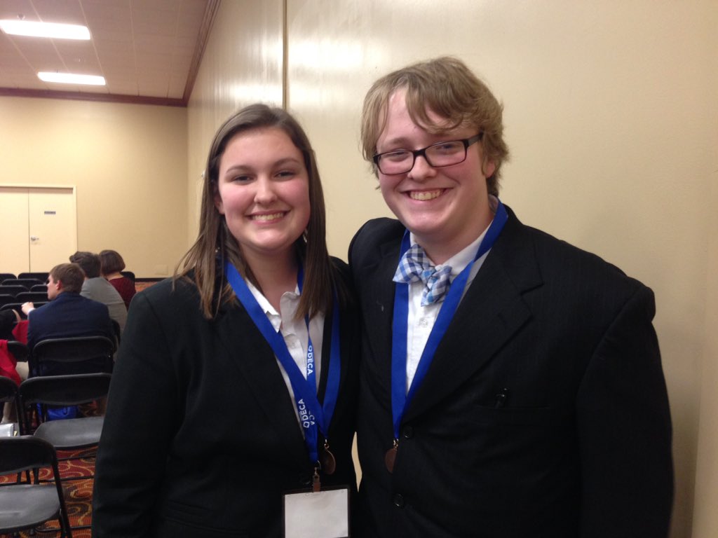 KarnsDECA's tweet image. KHS DECA state competitors. #tndeca