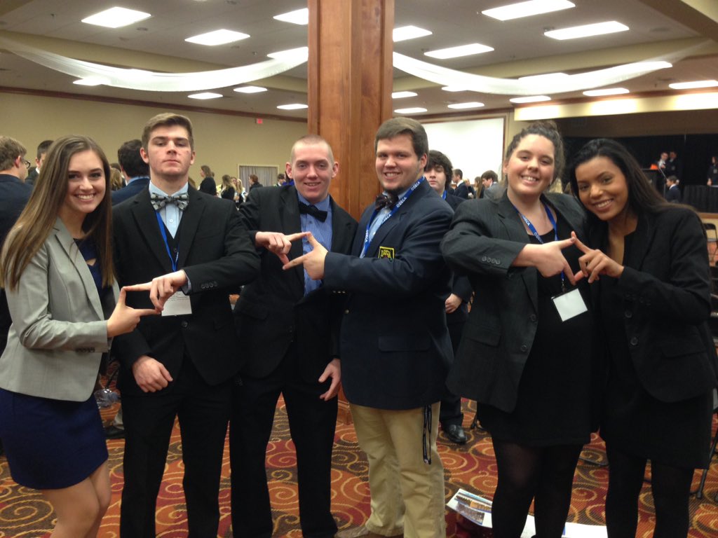 KarnsDECA's tweet image. KHS DECA rocks! Great day at district!! Can't wait for state. #tndeca